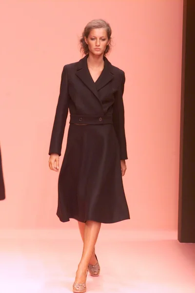 Look 8